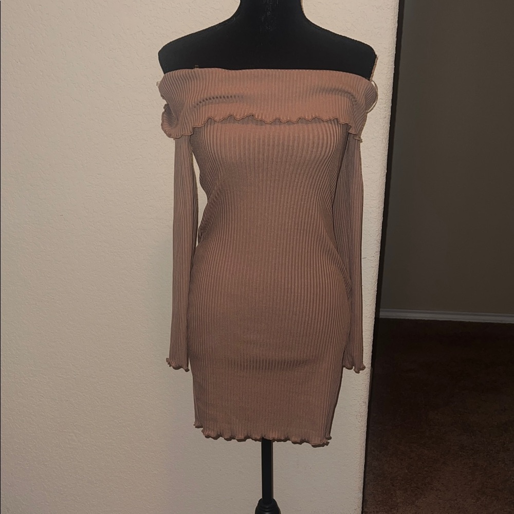 Iris Ribbed Knit Top in Warm Brown